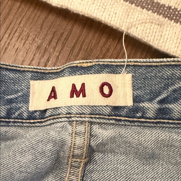 AMO Lilah Denim Jeans cutoff shorts. Size 31 - Picture 2 of 6